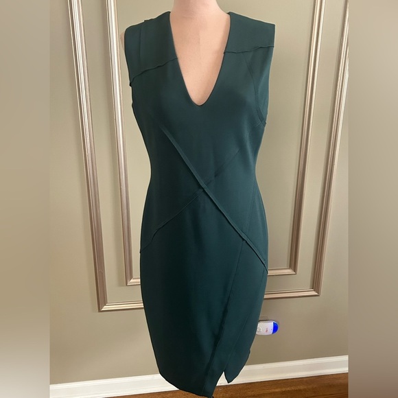 Bailey 44 Green Sleeveless Deep V-Neck Sheath Midi Dress Size Large - Picture 1 of 6